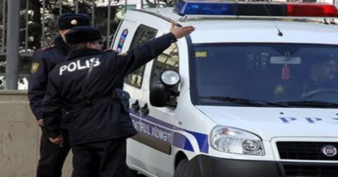 Vəzifəli polis əməkdaşına töhmət verildi - Bakıda