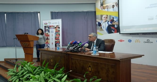 "Dağıstanlıların Rəsul Çunayevə ev verməsi öz işləridir" - Çingiz Hüseynzadə