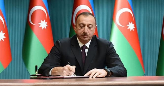 Prezident icra hakimiyyəti başçılarının iki səlahiyyətini ləğv etdi - FƏRMAN