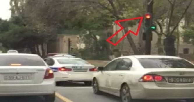 Bakıda yol polisinin qayda pozuntusu kameraya düşdü -VİDEO