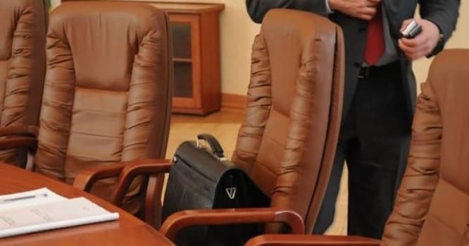 Prezident iqtisadi inkişaf nazirini vəzifəsindən azad etdi