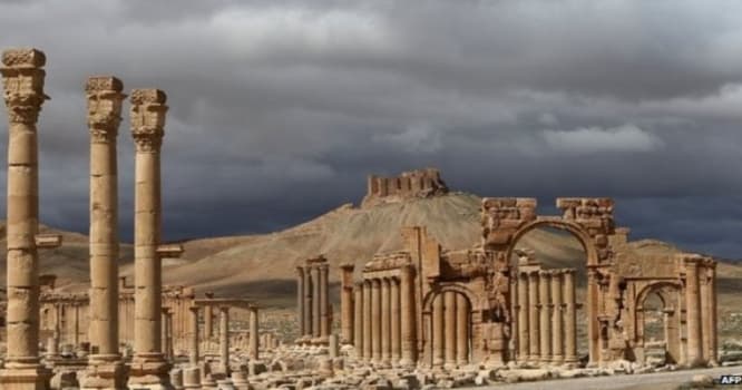 Suriya bir şəhərini itirdi