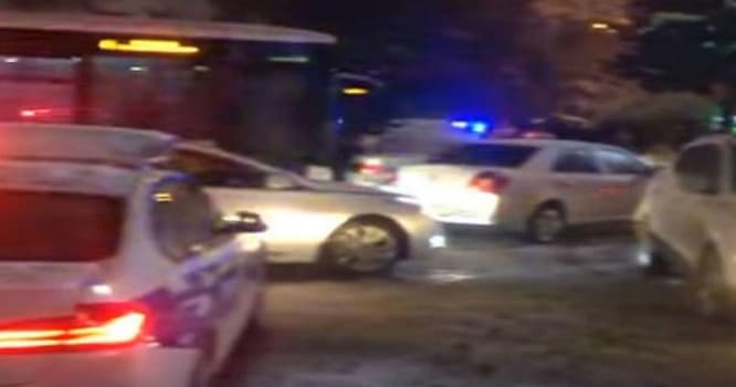 Bakıda piyadalar yolu bağladılar, yol polisi dilə gəldi