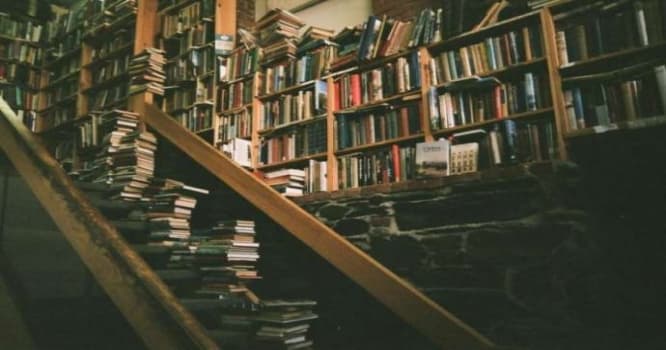 Hazırda ən çox satılan 10 kitab - SİYAHI