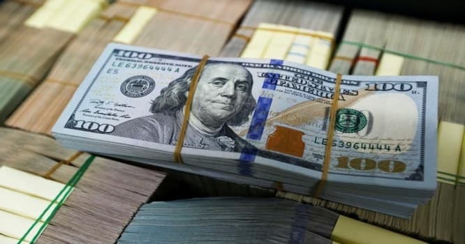 Dollar rekord qiymətdə qaldı - MƏZƏNNƏ