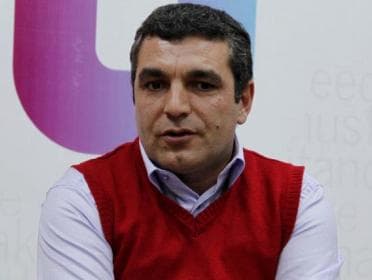 Xaricə 4 sentə, özümüzə 11 qəpiyə satılır - ŞƏRH
