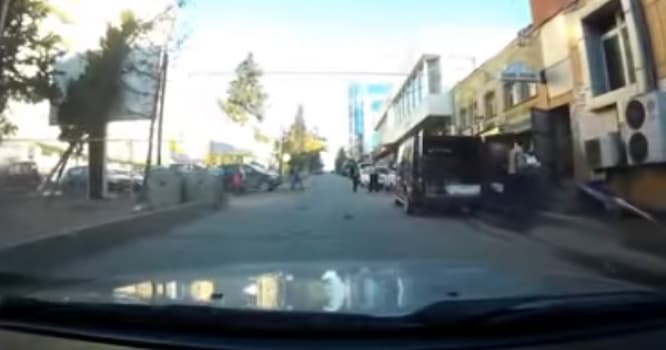 Bakıda DYP evakuatorundan 100 manatlıq qayda pozuntusu - VİDEO