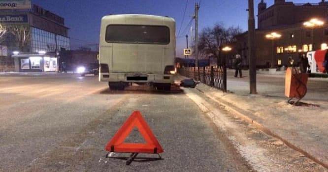 105 saylı avtobus qadını vuraraq öldürdü