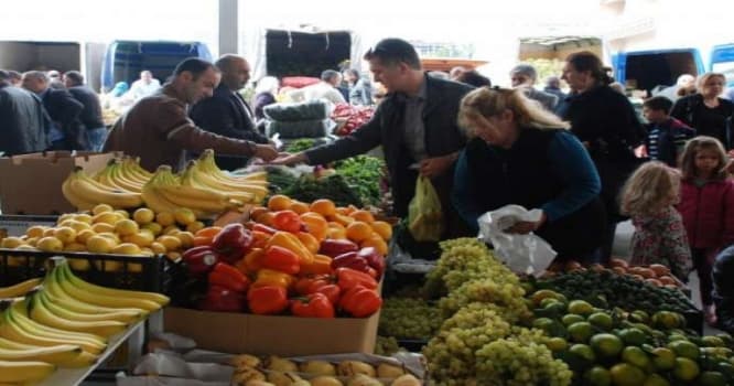 Bayram ərəfəsində bazarda qiymətlər qalxdı - SİYAHI