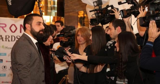 Azərbaycanlı aparıcı evlənir