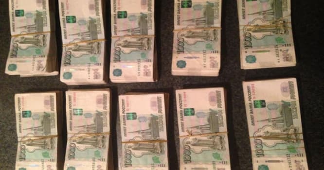 Azərbaycandan Rusiyaya 1 milyon apararkən tutuldular
