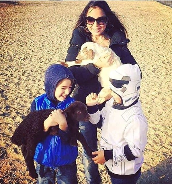 Leyla Əliyevanın Əli və Mikayılla yeni FOTOSU