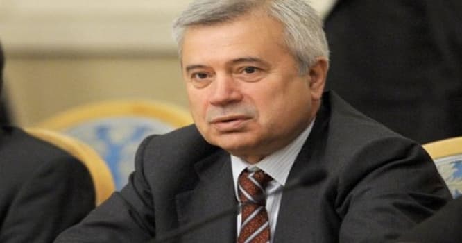Vahid Ələkbərovdan neftin taleyi ilə bağlı PROQNOZ