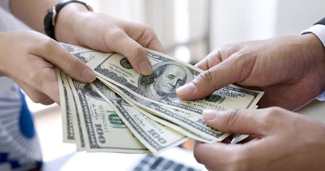 Dollar rəsmi məzənnəsi yenə rekord vurdu