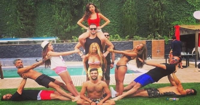 İranın qadağan etdiyi "Instagram" fotoları: lüks həyat, çılpaq qızlar... - FOTO/VİDEO