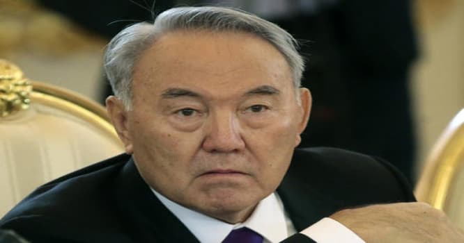 Nazarbayev hakimiyyətdən imtina edir - Video