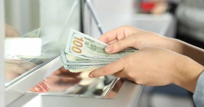 Banklarda dollar və avronun alış-satış qiymətləri – SİYAHI
