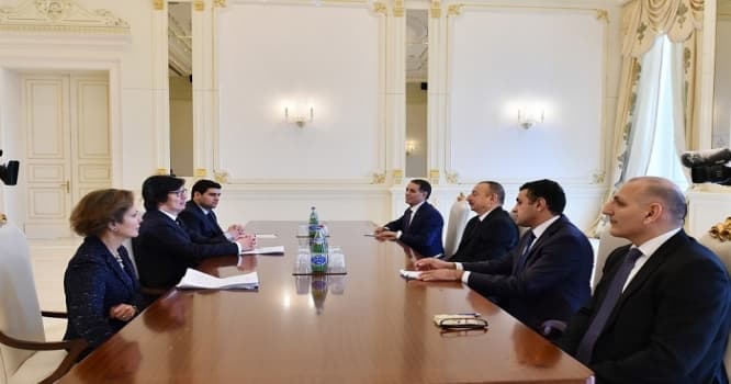 İlham Əliyev Fransanın Dövlət katibini qəbul edib