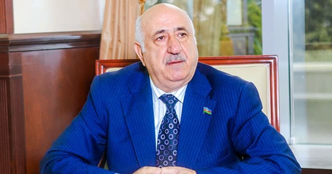 Yəhudi deputat Lapşinə əsəbləşdi: “Beləsinin anası ilə görüşən deyiləm”