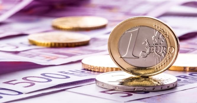 İtalyanlar avrodan imtina edir