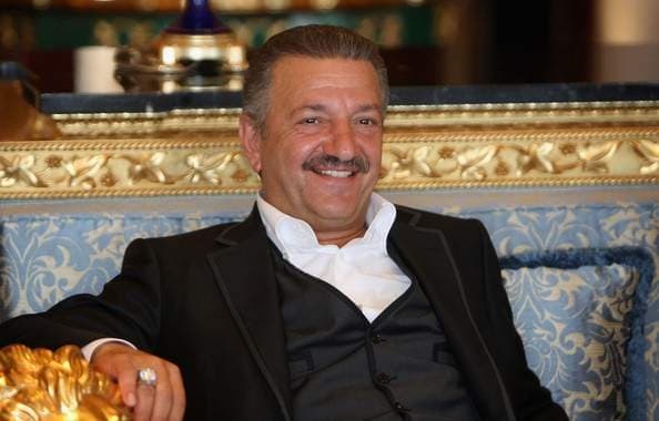 Azərbaycanlı oliqarx Lacivərdi sahillərdəki villasını satır - FOTO