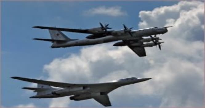 Xəzərin üstündən uçan rus təyyarələri İŞİD-in “paytaxt”ını bombaladı