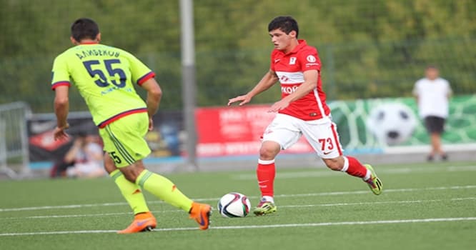 Azәrbaycanlı futbolçu ermәninin klubuna keçdi