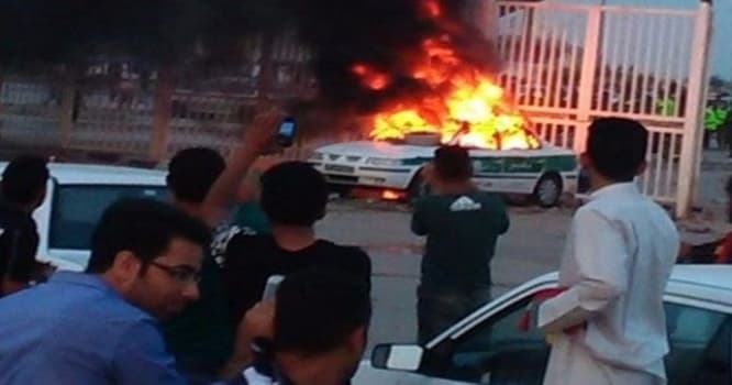İranda gərginlik: hökumət istifaya çağırıldı - FOTO