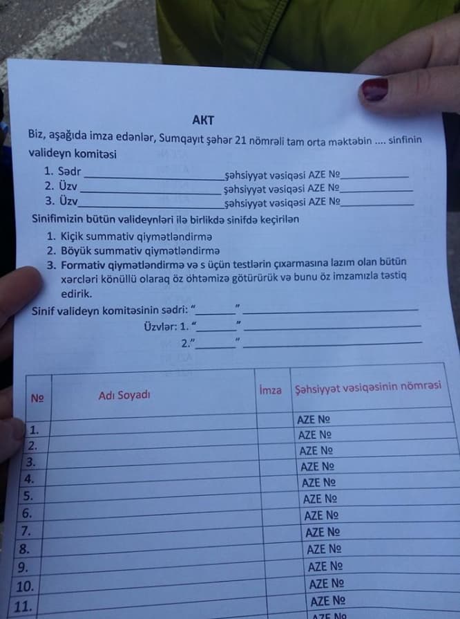 Azərbaycan təhsilində "yenilik": valideynlərə rüşvət sənədi imzalatdırılır - FOTO