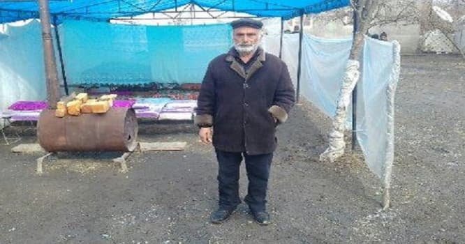 Vəfat edən əsgərin atası şikayət etdi