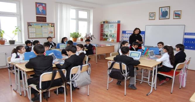 Bakı məktəblərində ibtidai sinif müəllimləri nədən narazıdır?