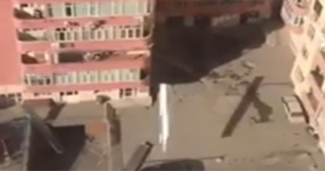 Yasamalda "dəmir yağışı": İcra hakimiyyətindən açıqlama - Video