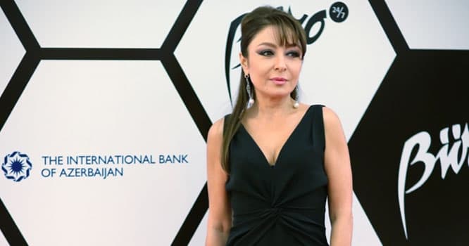 Nərgiz Paşayeva Müşfiqin heykəlinin sökülməsindən danışdı