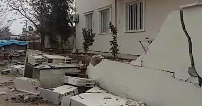 Türkiyədə 4 güclü zəlzələ: dağıntılar var