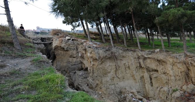 Ölkə ərazisində sürüşmələr aktivləşib