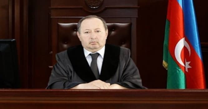 Azərbaycanda hakim dünyasını dəyişib