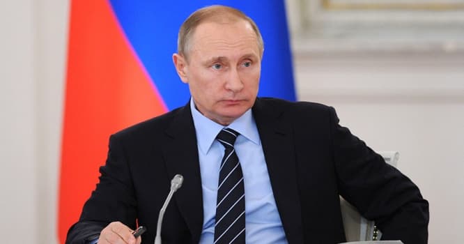 Putin 10 generalı vəzifəsindən azad etdi