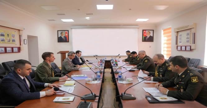 Azərbaycanla Britaniya arasında hərbi əməkdaşlıq planı imzalandı
