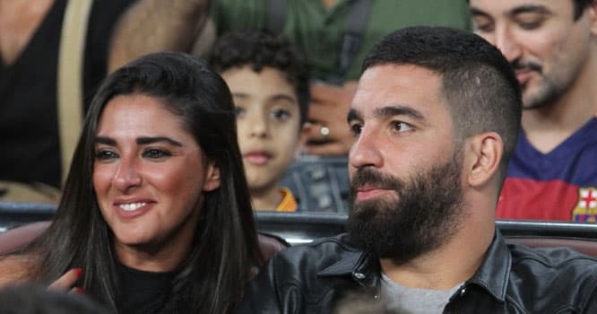 Arda Turanın gözqamaşdıran var-dövləti - SİYAHI