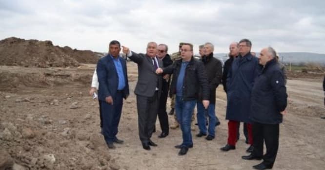 Senatorlar Cocuq Mərcanlıya gəldi