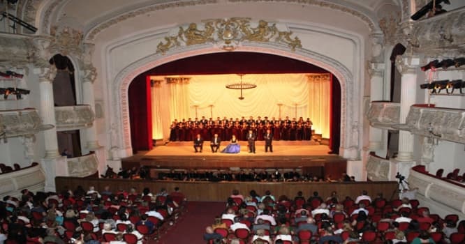 İlham Namiq Kamal ilk dəfə Opera və Balet Teatrının səhnəsində