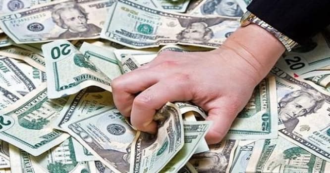 Manat üçün qorxulu həftə