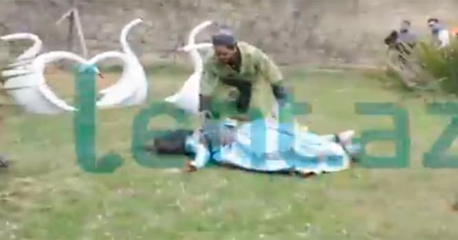 Bakıda bayram tədbirində hadisə - Dəvə qızın üstünə çıxdı +Video