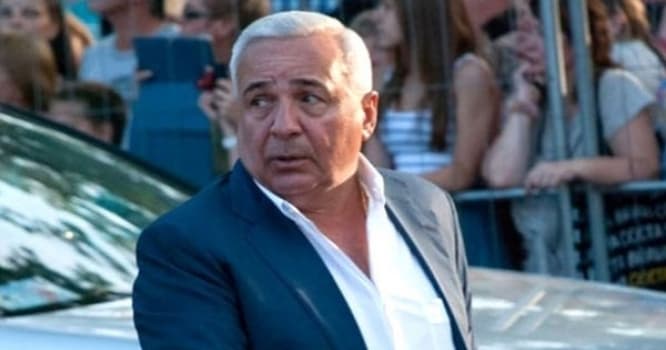 Azərbaycanlı oliqarx fəhlələrin maaşlarını ödədi