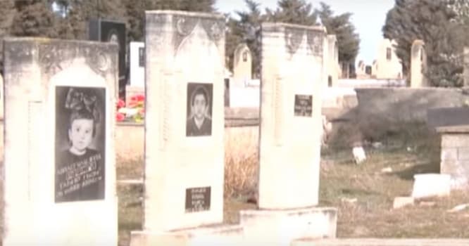 Yeganə uşaq qəbiristanlığı...