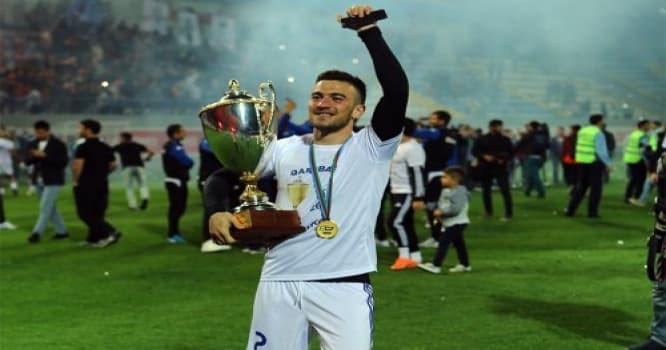 Qara Qarayev Avropa klublarından təklif alıb - Rəsmi