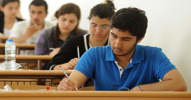Buraxılış imtahanında şagirdlərin 90 faizi “2” alıb - SENSASİON İDDİA