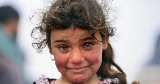 İraqlı qızdan dünyanı ağladan məktub - FOTO