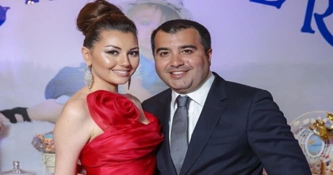 Azərbaycanlı nazirin oğlu və gəlinindən romantik FOTO