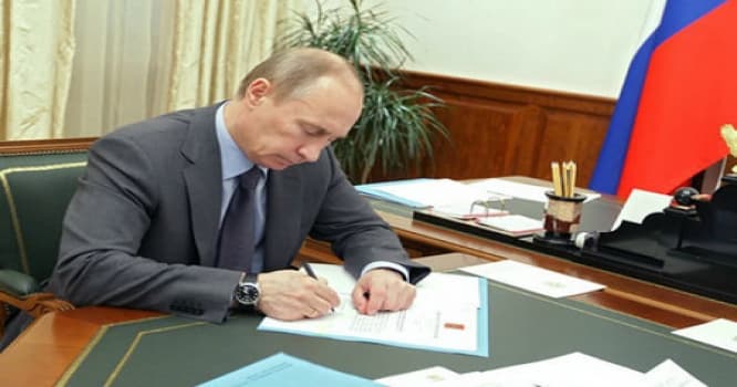 Putin qara siyahıdakı rusları vergidən azad etdi
